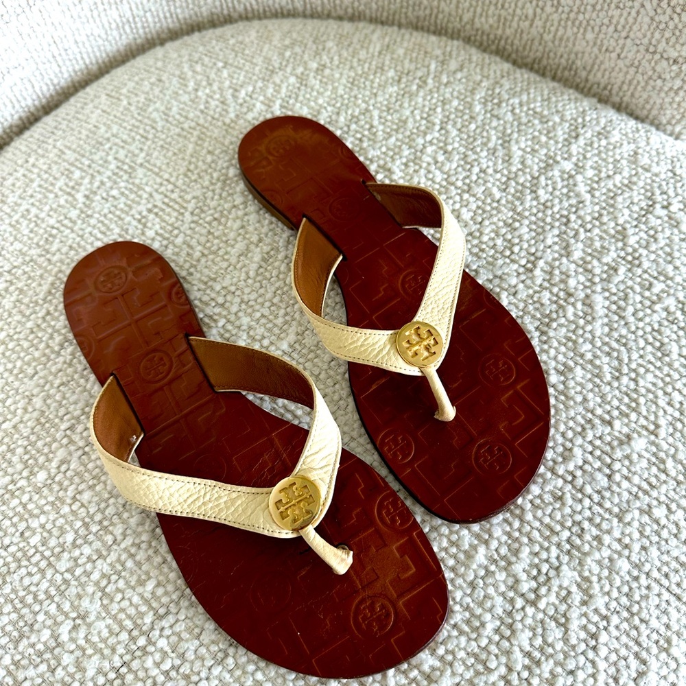 Tory Burch Thora Thong Sandal in White